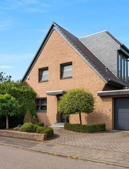 Modernisiertes Einfamilienhaus mit Südgarten, Solar & Fußbodenheizung in ruhiger Lage von Heppendorf - Elsdorf (Nordrhein-Westfalen)