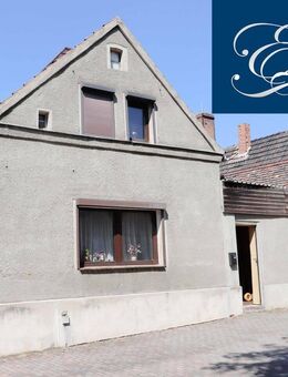 Willkommen "Zum Alten Fritz" - Wohgebäude mit 2 Wohneinheiten - Gastrobetrieb - Garagen - Pool - Sandersdorf Petersroda