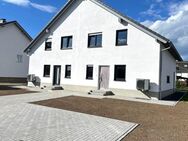 Neue Doppelhaushälfte mit großen Grundstück in gefragter Lage Nidderaus - Nidderau