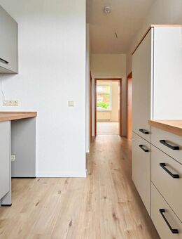 helle und freundliche 2-Zimmerwohnung mit großer EBK - Zwickau