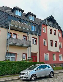 Mehrfamilienhaus, Energieeffizienzhaus, 16 WE mit Parkplätze, Balkon/ Terrasse, voll vermietet - Neustadt (Sachsen)
