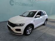 VW T-Roc, 2.0 TSI Sport R-Line, Jahr 2020 - München