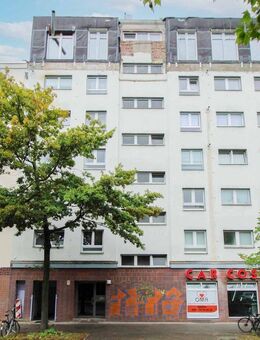 Bezugsfrei: Gut geschnittene 2-Zimmer-Wohnung mit Balkon in Berlin-Schöneberg - Berlin