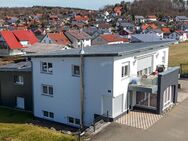 Komplett saniertes Wohnhaus mit 5 Wohneinheiten und 10 Stellplätzen, Photovoltaikanlage - Schwenningen (Baden-Württemberg)