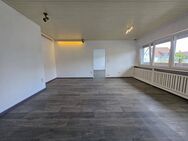 Großzügige 3-Zimmerwohnung im Obergeschoss mit Balkon und Dachterrasse - Schaafheim