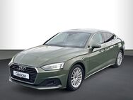 Audi A5, 2.0 TDI quattro 40 Sportback basis, Jahr 2021 - Baunatal