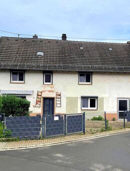 Nanzdietschweiler - Ehemaliges Bauernhaus mit Garage in ruhiger Lage - Nanzdietschweiler