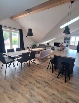 Traumhafte DG Wohnung in Rümpel - Rümpel