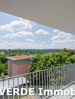 Attraktive, neuwertige Wohnung in ruhiger Lage mit traumhafter Aussicht - Pforzheim
