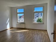 schöne 4-Raum-Wohnung im 1. OG - Werdau