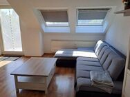 Sorglos einziehen: Traumhafte DG-Wohnung mit Balkon. Voll möbliert!! - Düsseldorf