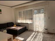 Gut geschnittene, helle Zwei-Zimmerwohnung mit Burgblick - Annweiler (Trifels)