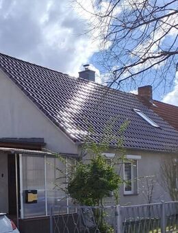 modernes Einfamilienhaus mit Einbaupool zu verkaufen - Premnitz