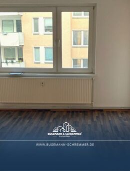 Helle 3-Zimmer-Wohnung mit zwei Balkonen in Hannover Mitte - Hannover