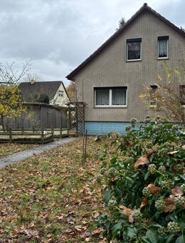 EFH mit viel Nebengelass, Tiefgarage, Carport, parkähnlicher Garten mit Teich in einer ruhigen, waldreichen Umgebung unweit vom Stadtzentrum und Haffb - Eggesin