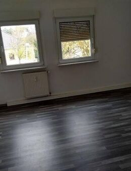 klein aber fein- 2 Raumwohnung in Tettau sucht Mieter - Tettau (Brandenburg)