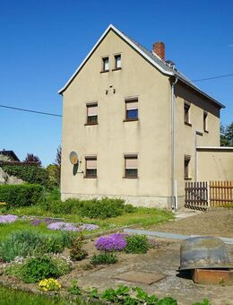 Kleines Haus mit großem Baugrundstück! - Ebersbach