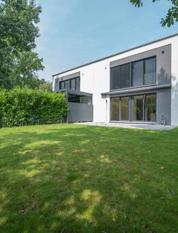 Moderne Doppelhaushälfte in Nürnberg-Weiherhaus zu vermieten - Nürnberg