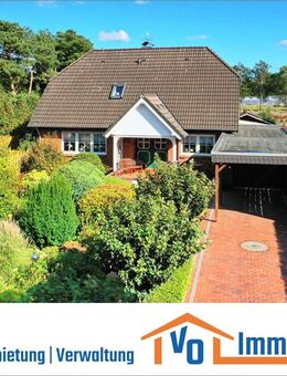 Einfamilienhaus fast am Golfplatz: Wohnkomfort mit Sommer- und Wintergarten in Hinrichsfehn - Wiesmoor
