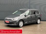 VW Touran, 1.5 TSI Highline 7-S BLINDSPOT, Jahr 2023 - Regensburg