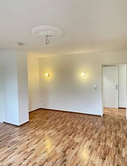 3 Zimmerwohnung mit Einbauküche direkt an der Kinzig - Hanau (Brüder-Grimm-Stadt)