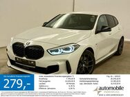 BMW M135, i xDr Live HiFi M Comfort Paket, Jahr 2022 - Paderborn