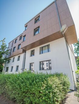Investition - Kapitalanlage - vermietete modernisierte 2-Zimmerwohnung mit Sonnenbalkon - Hamburg