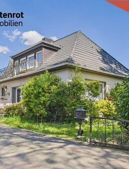 Charme & Komfort: Saniertes Haus mit Stuckdecken, neuwertiger Küche & Einlieger-Option in Holtland - Holtland