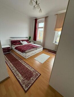 4 Zi. Wohnung mit Balkon und Badewanne - Plauen