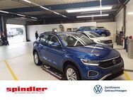 VW T-Roc, 1.5 TSI Life, Jahr 2023 - Kitzingen