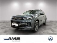 VW Tiguan, 2.0 TDI Elegance °, Jahr 2024 - Borna