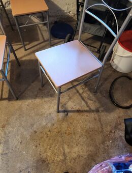 Verkaufe 4 neuwertige Stühle - Bitterfeld-Wolfen