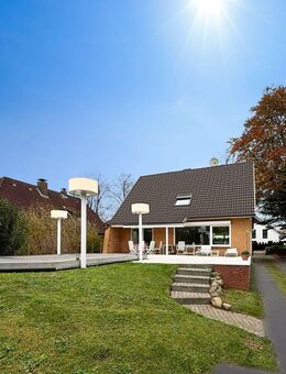 Ein Haus zum Ankommen und Bleiben - Familienidyll mit Pool und Sonnenterrasse in Rahlstedt - Hamburg