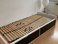 Malm IKEA Bett 90 x 200 mit Lattenrost - Meerbusch