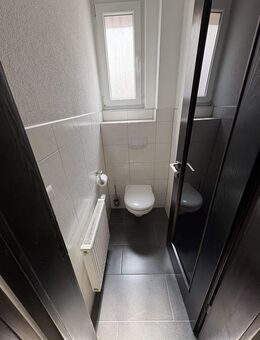 3-Zimmer-Erdgeschosswohnung mit Garten, Stellplatz und Gewölbekeller - Untergruppenbach