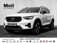 Volvo XC40 Plus Dark 2WD B3 EU6d digitales Cockpit Memory Sitze Soundsystem HarmanKardon LED - Aachen