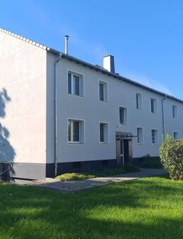 +++ Wir modernisieren - 2 Raumwohnung im Erdgeschoss mit Balkon und Duschbad in Wanheim +++ - Duisburg