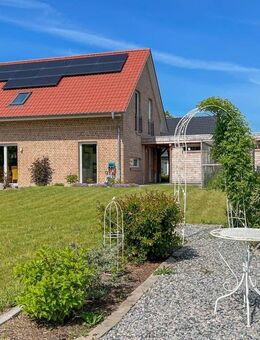 KfW 40 Plus Standard! Neuwertiges Einfamilienhaus auf großem Grundstück in Brest - Brest