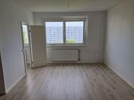 Super geräumiges Apartment mit Wannenbad, Balkon und Aufzug! - Berlin