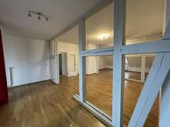 hochwertig saniert mit überdachtem Balkon (Loggia) und Stellplatz - Innenstadt - Naumburg (Saale)