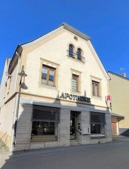 Wohnhaus mit 223 qm Wohnfl. / sehr schönem Garten und mit 149 qm Laden (Kröv-Mosel) - Kröv