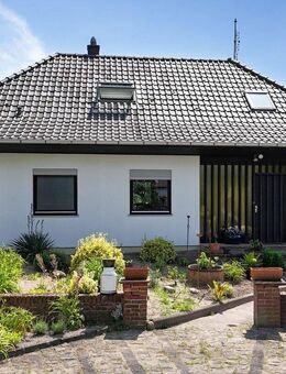Großzügiges Einfamilienhaus mit Gartenparadies nahe der Aller - Verden (Aller)