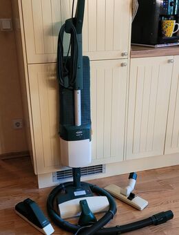 Vorwerk Kobold 122 mit jeder Menge Zubehör, gut gebraucht und voll funktionsfähig - Essen