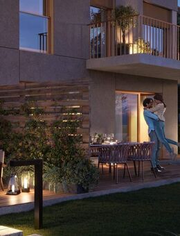 Außergewöhnliches Architekturhighlight: 4 Zimmer Terrassenwohnung mit Garten - München