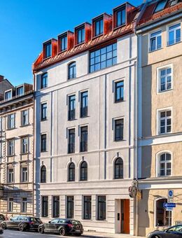 Haus im Haus: Großzügiges Wohnen mit bis zu 5 Schlafzimmern und Platz für Spa und Gym - München