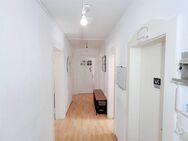 Großzügige und helle 3-Zi-Wohnung mit Balkon, äußerst zentral (WE07) - Erlangen