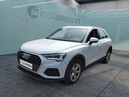 Audi Q3, 45 TFSI e ParkAss, Jahr 2022 - München