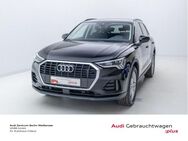 Audi Q3, 45 TFSIe S-TRO, Jahr 2022 - Berlin