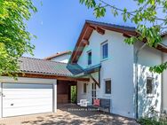Einladendes Einfamilienhaus mit großzügigem Platzangebot. - Aying