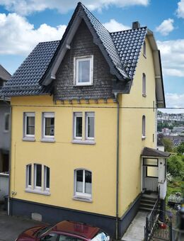 Zweifamilienhaus mit viel Potenzial in begehrter Lage am Wellersberg! - Siegen (Universitätsstadt)